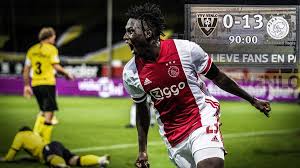Ajax has once again shown that they have no competition in the eredivisie, and the standings say it all, where the team from amsterdam has 14 points more than the. Rekordsieg In Der Eredivisie Ajax Amsterdam Schiesst Venlo Mit 13 0 Ab Funf Tore Von Traore Sportbuzzer De