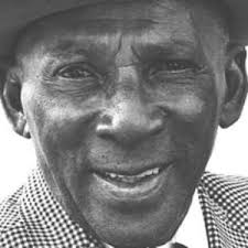 Noel Estrada biography