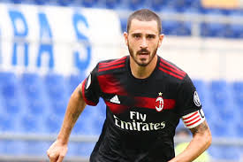 Italy defender leonardo bonucci rejoins serie a champions juventus from ac milan, while striker gonzalo higuain moves the opposite way. Ac Mailand Ein Fehler Ex Milan Boss Spricht Uber Leonardo Bonucci