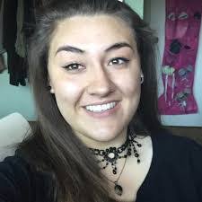 Chelsea Wood's Instagram, Twitter & Facebook