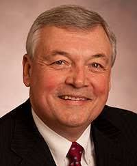 Larry Renfro's Instagram, Twitter & Facebook