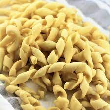 Homemade Busiate Pasta This Unique Telephone Cord Shaped Pasta Originated In Trapani Sicily Make Your Own Homema Sicilian Recipes Unique Pasta Tasty Pasta