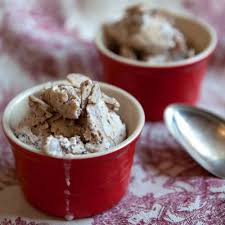 Creme Glacee A Base De Bananes Metro Recipe Food Processor Recipes Chocolate Banana Smoothie Cold Meals