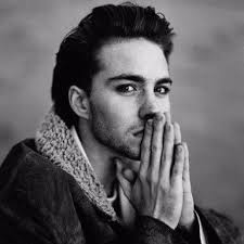Jonathan Brandis (@JonathanBfan)