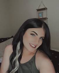 R A E L Y N (@raelynhurstt) · Instagram 照片和视频