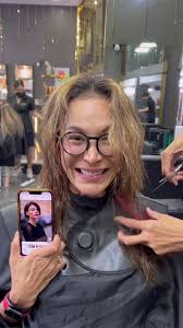 Преображение от стилиста из Таиланда author ✂️ senpomsalon  #работыпрофессионаловвсегомира #newhair #bobhaircut #lobhaircut #bobhair  #beforeandafter #hairtransformation #hairideas #potongrambut ...