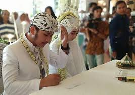 Cinlok Di Ajang D Academy Ini 10 Potret Manis Pernikahan Rafly Dan Ega