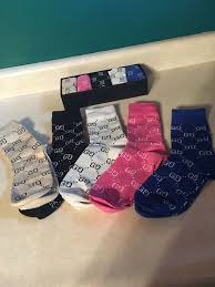 En aliexpress, podrás encontrar todos los artículos para satisfacer tus necesidades si te interesan productos relacionados con mens cat socks, en la plataforma de aliexpress tenemos desde 887 resultados de entre los que podrás. Gucci Socks 5 Pairs New Ebay Socks For Sale Mens Socks Socks