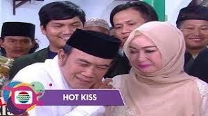 Jika dibandingkan dengan syuting di zaman sekarang, rhoma irama tentu merasa syuting zaman dulu lebih sulit. Ricca Rachim Mendapat Kejutan Spesial Dari Rhoma Irama Hot Kiss Youtube