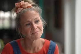 Piglets star Sarah Parish