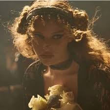 Doria Martinez (@doria_martinezz)