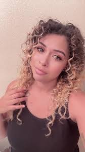 Britni Edwards's Instagram, Twitter & Facebook