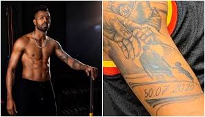 হার্দিকের ঘাড়ে বিশেষ ট্যাটু দেখে অবাক নেটপাড়া