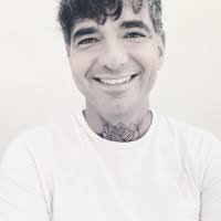 500+ "Varona" profiles