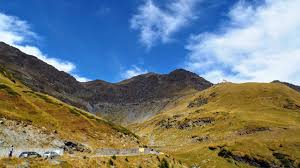 Începând de astăzi se deschide circulaţia pe drumul naţional 7c transfăgărăşan. Traseu Turistic Ramnicu Valcea Curtea De Arges Transfagarasan Balea Lac Cascada Balea Arda Total