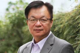 Director activity subsides as earnings take centre stage