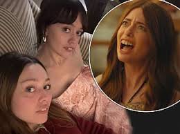 Aimee Lou Wood's 'mean and unfunny' SNL skit is PRAISED by costar Walton  Goggins despite 'feud' rumors