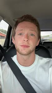 Karen Biddulph's Instagram, Twitter & Facebook