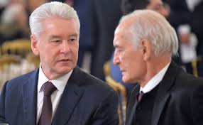 В ближайшие дни третьей жене актера ирине купченко и их сыну александру предстоит заниматься организацией похорон. Qjspi7ea6rl5gm