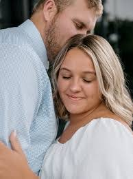 Allison Goff's Instagram, Twitter & Facebook