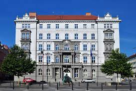 Budova na rohu moravského náměstí a joštovou ulicí slouží jako sídlo nejvyššího správního soudu. Datei Nejvyssi Spravni Soud Cr I Jpg Wikipedia