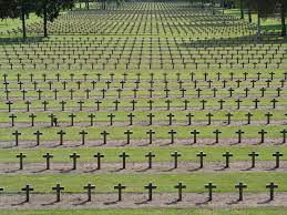 Haftung fã¼r links in der deutschen rechtssprechung wird die auffassung vertreten, der betreiber einer homepage mache sich durch die anbringung von links auf fremde internetseiten die dortigen ã„uãÿerungen zu eigen und sei damit unter bestimmten umstã¤nden zu schadenersatz verpflichtet (landgericht hamburg, urteil vom 12. Kriegsgraberstatte Lommel Bau Pflege Und Instandsetzung Volksbund De