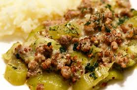 Heute gab es noch nicht mal einlegegurken. Schmorgurken Mit Hackfleisch