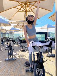 Foi incorporada em 1 de setembro de 1906. Soulcycle Outdoors Sweats The City