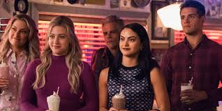 Телевизионная адаптация серии комиксов «арчи». Riverdale Season 5 Images Reveal First Look At Archie Post Time Jump