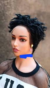 Studio splitter dans la chambre bon standing à louer à nzeng ayong non loin  de l'échangeur dans la barrière. À savoir : une chambre avec les placards +  une petite pièce pouvant