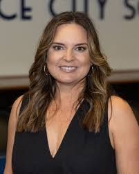 Carol Eckl's Instagram, Twitter & Facebook