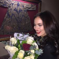 Fahriye evcen'in ablası ayşen evcen ile benzerlikleri herkesi şaşırttı. Fahriye Evcen Ablasi Aysen Evcen In Fotografini Paylasti