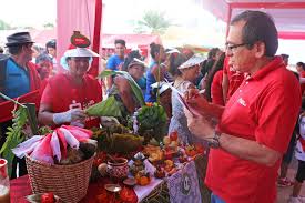 Se celebra el día del cantor nacional, en homenaje a carlos gardel y en el día de su fallecimiento. Caja Maynas Presente En La Fiesta Patronal De San Juan