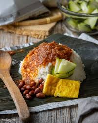 Nasi lemak ayam taliwang set. The Most Authentic Vegan Nasi Lemak Bungkus Woonheng