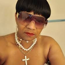 theyhatebrv been trending all over the internet lately after rapping over  #bustarhymes classic beat "Put Your Hands Where My Eyes Could See" what  y'all think 🔥🔥 or 🚮🚮?