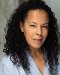 Joanne Henry's Instagram, Twitter & Facebook