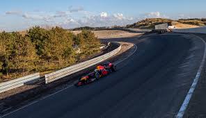 If a driver overshoots the corner at turn 1 there is a small road. Qzqgnd7 Kbuctm