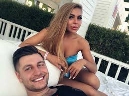 Ольга бузова и дава расстались: Karina Skazala Chto Beremenna Pomolvlennye Buzova I Manukyan Rasstalis Iz Za Eks Devushki Davy