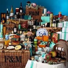 Näytä lisää sivusta the huntsman: Lavish Holiday Hampers Imperial Hamper