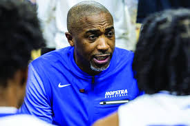 Speedy Claxton signs multi-year extension