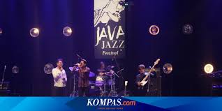 Kau cantik hari ini composed: Lirik Dan Chord Lagu Gadis Malam Java Jive