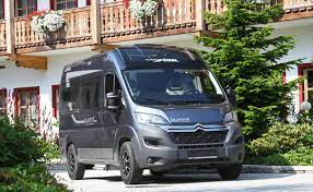 Au delà de 5,40 m, longueur classique pour le format l2 a comparer au 700 kg, en moyenne, qu'emporte un fourgon aménagé par un fabricant. Combien Coute Un Fourgon Amenage Le Monde Du Camping Car
