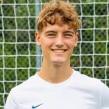 Liam Hensley's Instagram, Twitter & Facebook