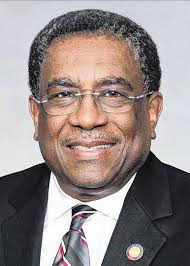 Lawmakers vote to repeal Scotland County school floor law