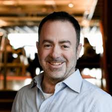 A week ago, North America's largest aluminum smelter announced that it  would invest $1 billion in its Sept-Îles, Quebec, plant.