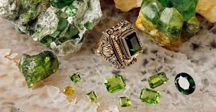 Batu serai asli bisa nempel di kaca batu akik batu cincin hobi koleksi bukalapak com inkuiri com. Mengenal Peridot Si Berlian Hijau Dan Berbagai Khasiatnya Merdeka Com