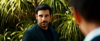They are associated with a rejection of traditional values. Bild Zu Edoardo Leo La Dea Fortuna Bild Edoardo Leo Filmstarts De