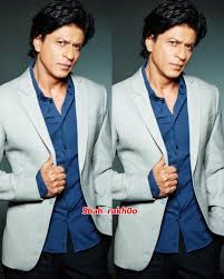 How Gentlemen Follow Shah Rukh0o Srk Shahrukhkhan Kingkhan Kingofbollywood Salmankhan Shahrukh Khan Photography Poses Saif Ali Khan