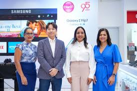 Erome Ketlin Groisman - Mostrando a buceta rosa e os seios perfeitos