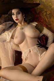 Best-Nude-Lady-Dimitrescu-Cosplay-Disharmonica--768x1152 Porn Pic - EPORNER